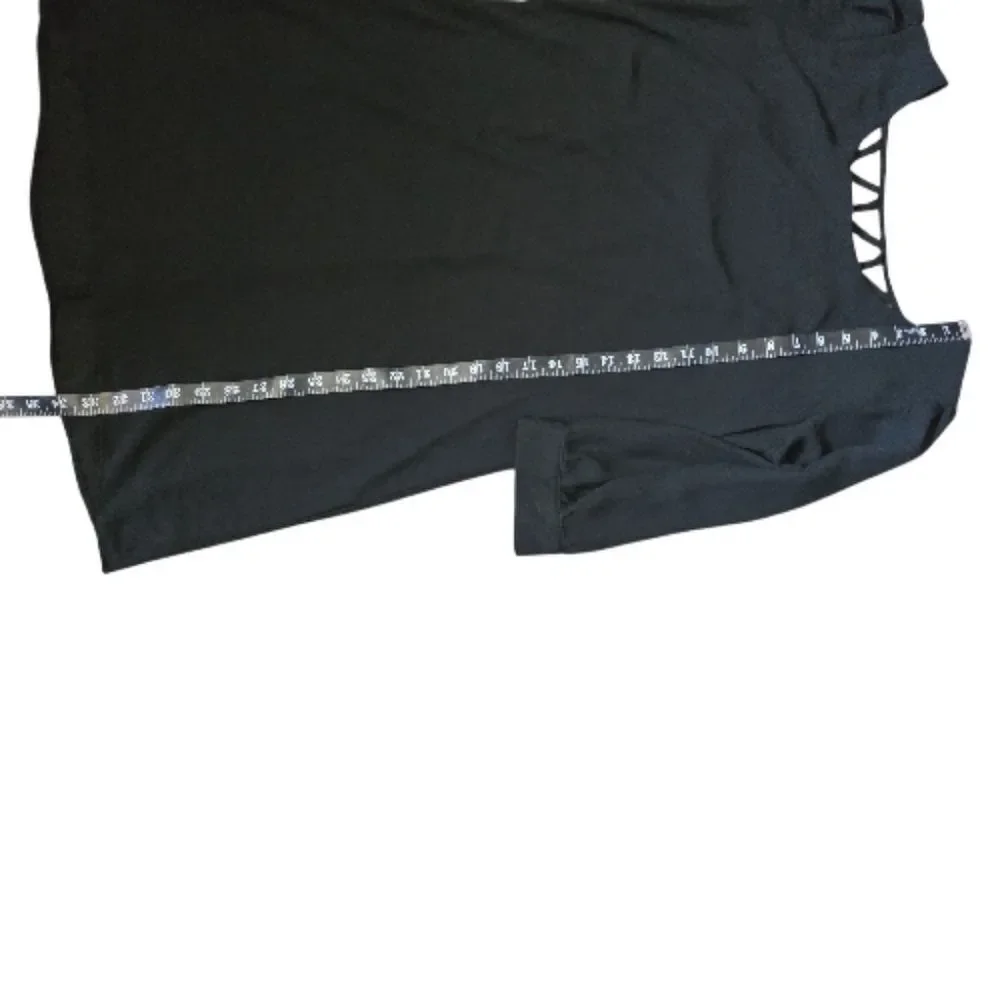 BONGO black geometric